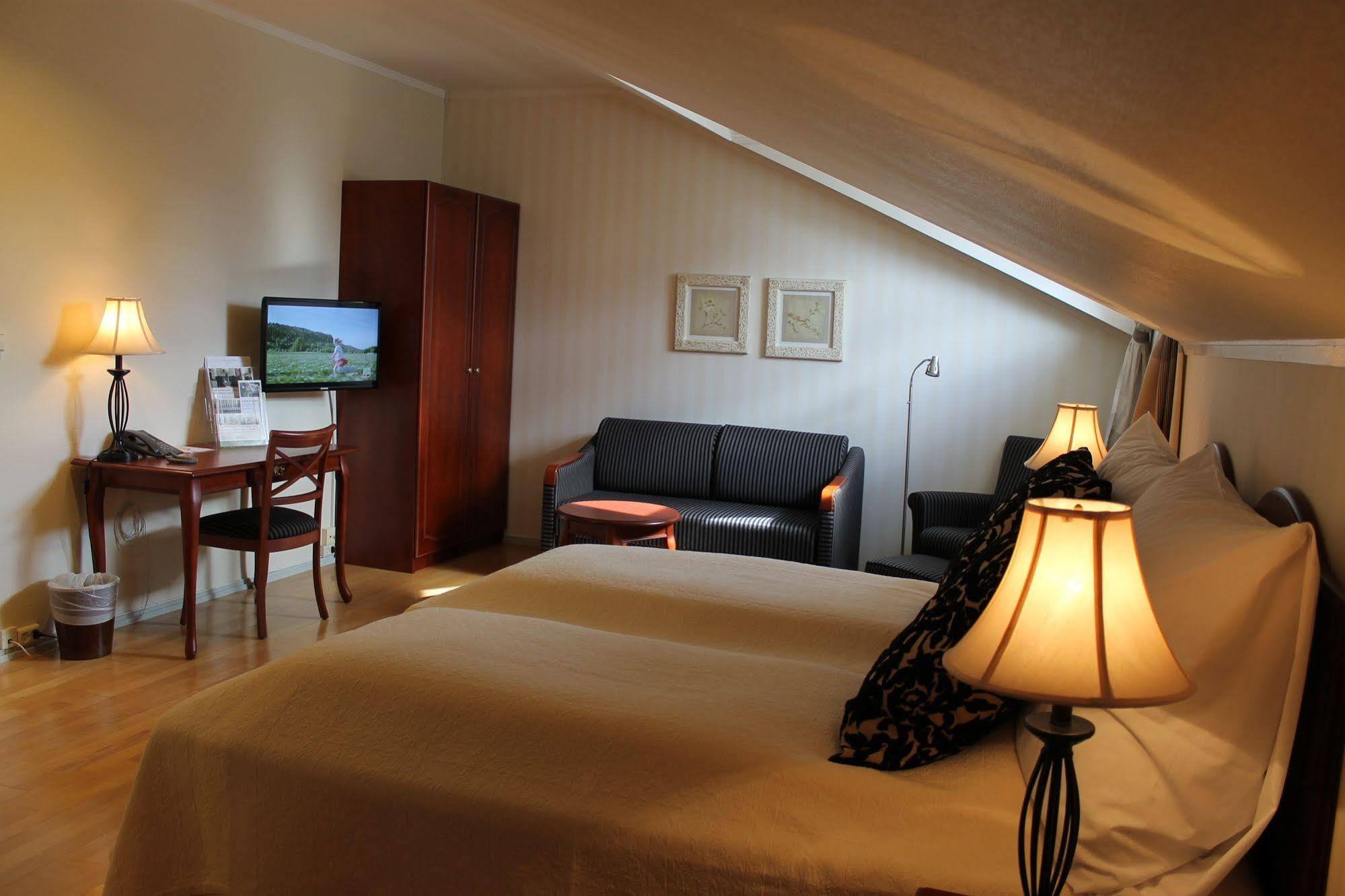 Lampeland Hotel Luaran gambar